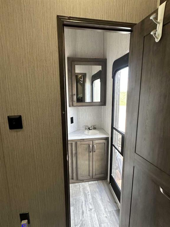 5053-25054 South Pine Lake Road, Rural Red Deer County, Alberta, T0M 1R0 (108912325)