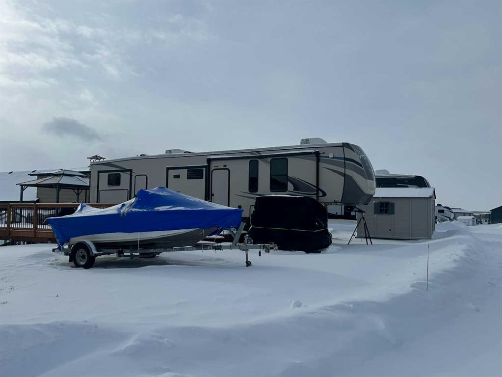 5053-25054 South Pine Lake Road, Rural Red Deer County, Alberta, T0M 1R0 (108912325)