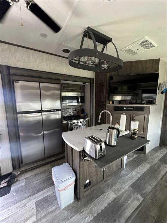 5053-25054 South Pine Lake Road, Rural Red Deer County, Alberta, T0M 1R0 (108912325)