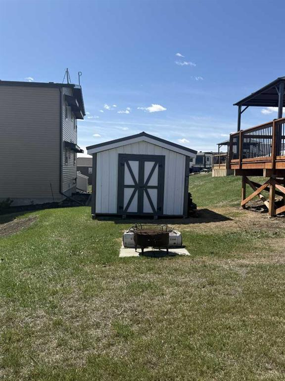 5053-25054 South Pine Lake Road, Rural Red Deer County, Alberta, T0M 1R0 (108912325)