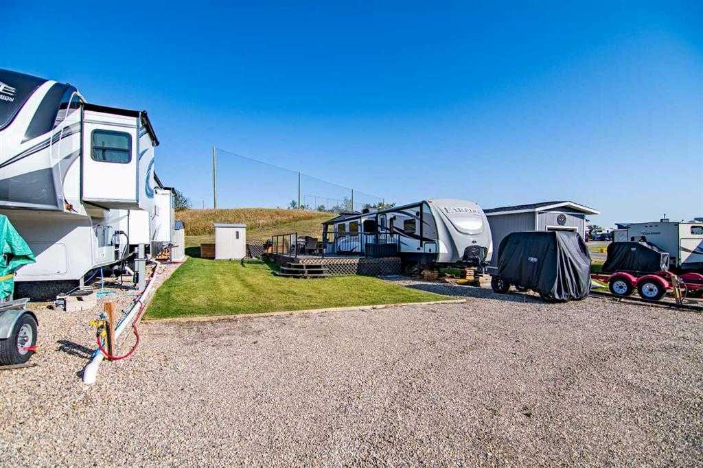 6094-25054 South Pine Lake Road, Rural Red Deer County, Alberta, T0M 1R0 (108947803)