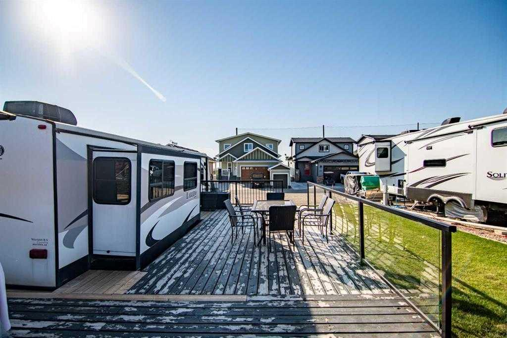 6094-25054 South Pine Lake Road, Rural Red Deer County, Alberta, T0M 1R0 (108947803)