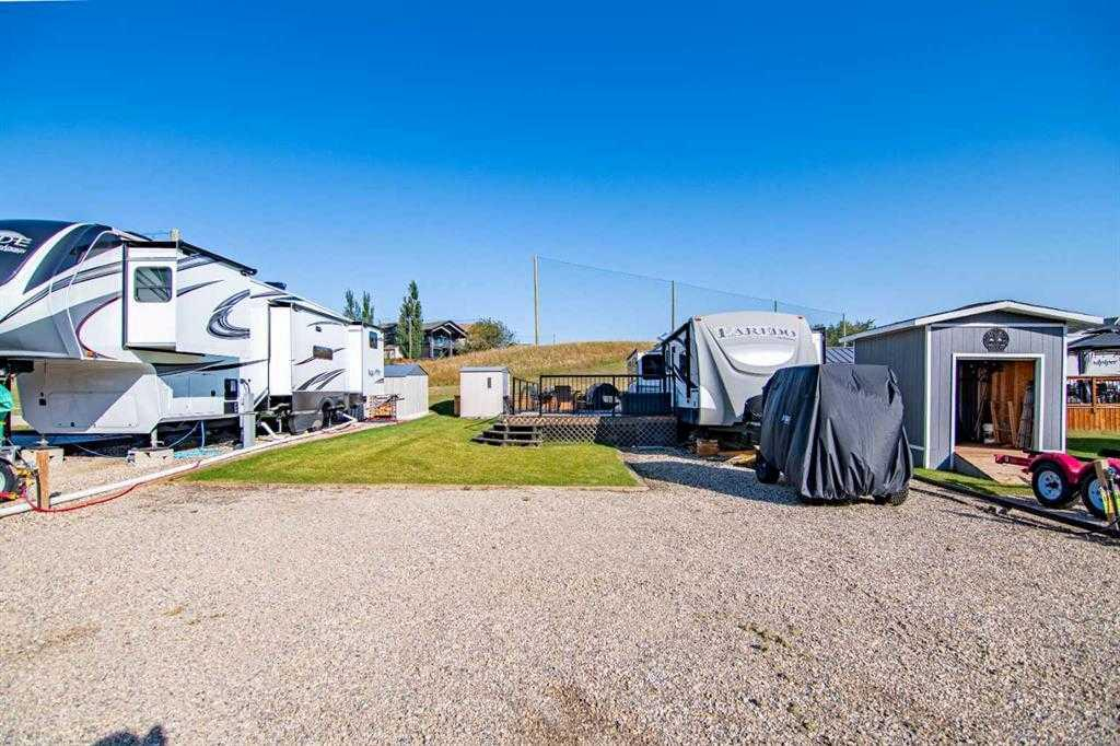 6094-25054 South Pine Lake Road, Rural Red Deer County, Alberta, T0M 1R0 (108947803)