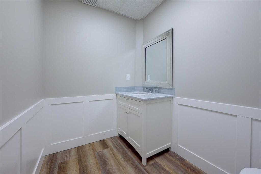 203-5116 52 Street, Red Deer, Alberta, T4N 6Y4 (109018728)