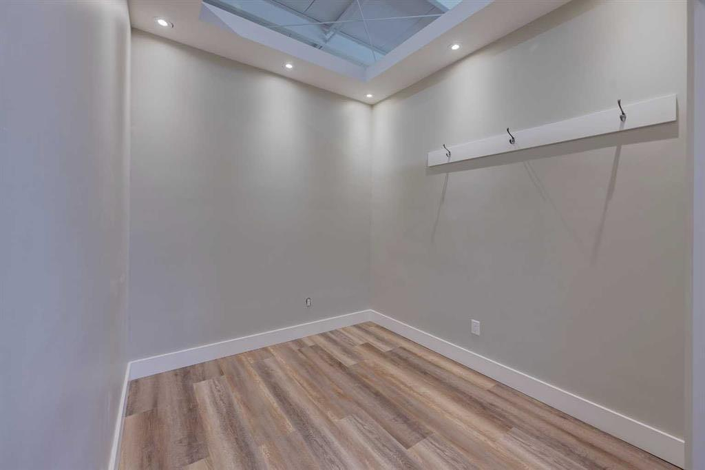 203-5116 52 Street, Red Deer, Alberta, T4N 6Y4 (109018728)