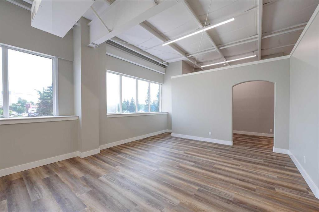 203-5116 52 Street, Red Deer, Alberta, T4N 6Y4 (109018728)