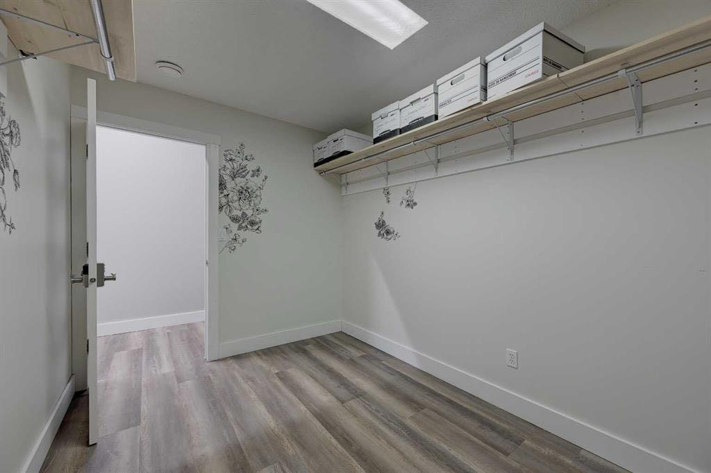 203-5116 52 Street, Red Deer, Alberta, T4N 6Y4 (109018728)