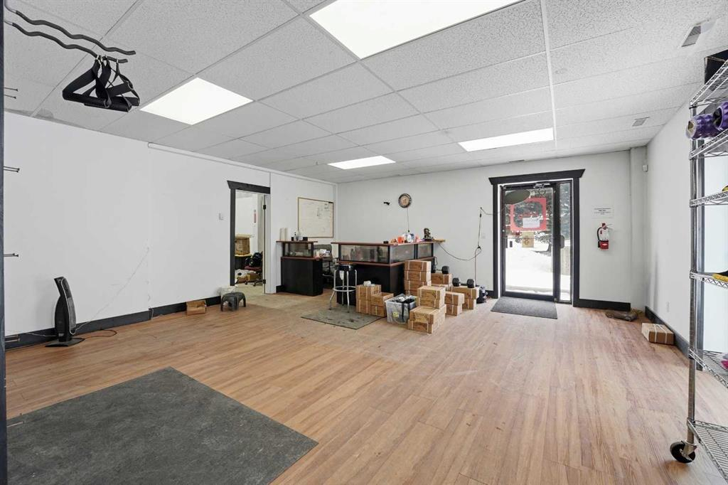 1 & 3-7611 49 Avenue, Red Deer, Alberta, T4P 1M3 (109155018)