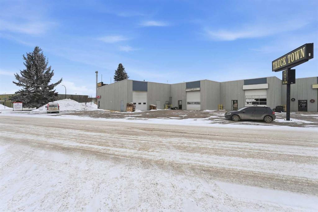 1 & 3-7611 49 Avenue, Red Deer, Alberta, T4P 1M3 (109155018)