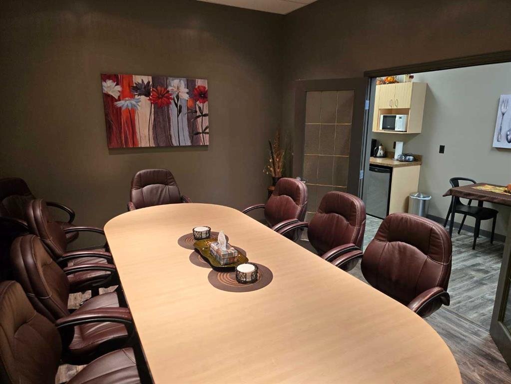 1-5108 52 Street, Red Deer, Alberta, T4N 6Y4 (109183900)