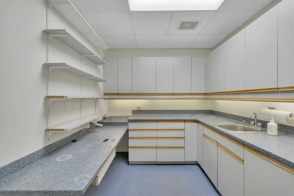 1-5116 52 Street, Red Deer, Alberta, T4N 6Y4 (109184518)