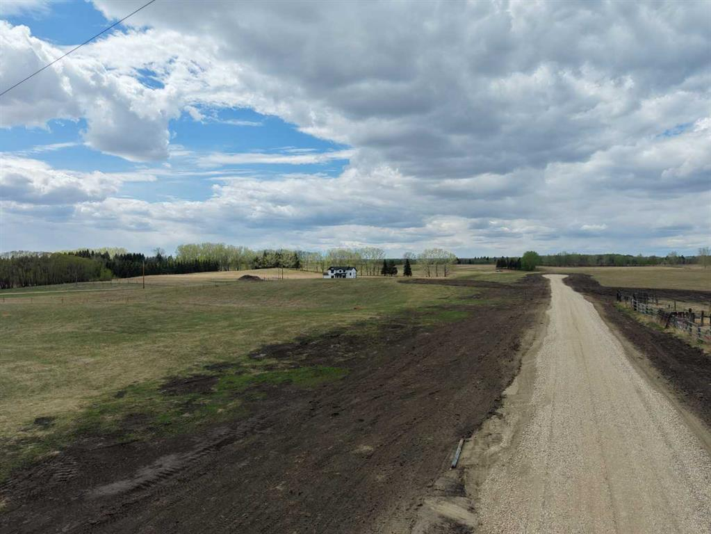 #5 C&E Trail North of Blackfalds, Rural Lacombe County, Alberta, T0M 0J0 (109211216)