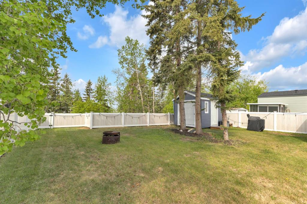 113-41310 Range Road 282 Range, Rural Lacombe County, Alberta, T4L2N3 (109454204)