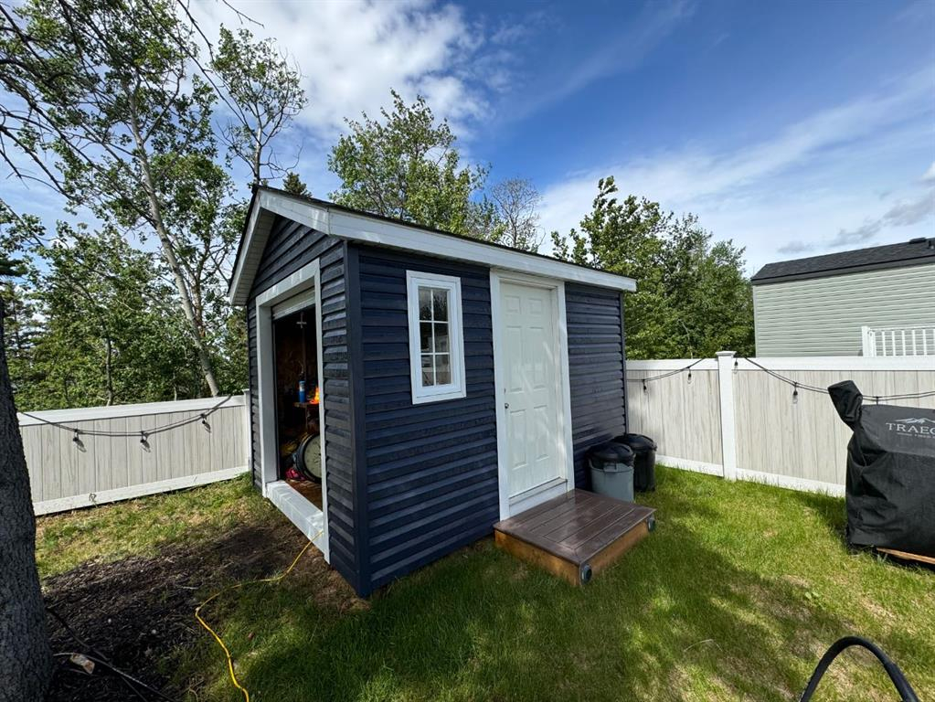 113-41310 Range Road 282 Range, Rural Lacombe County, Alberta, T4L2N3 (109454204)