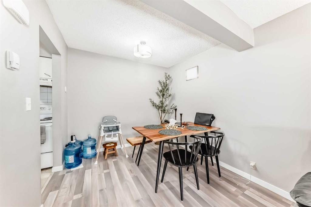 4611 50 Street, Red Deer, Alberta, T4N 2C2 (109472333)