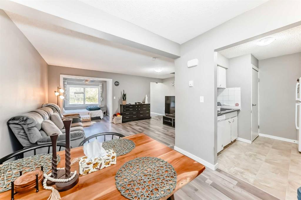 4611 50 Street, Red Deer, Alberta, T4N 2C2 (109472333)