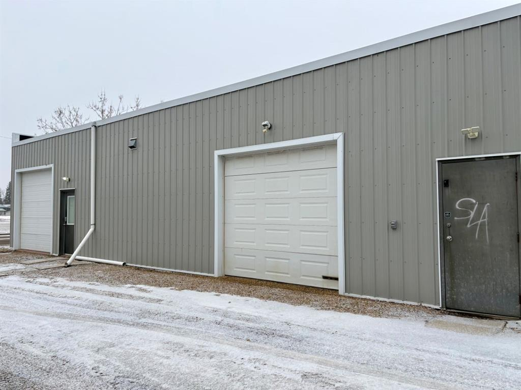 5203 51 Avenue, Camrose, Alberta, T4V 3Y4 (109752300)