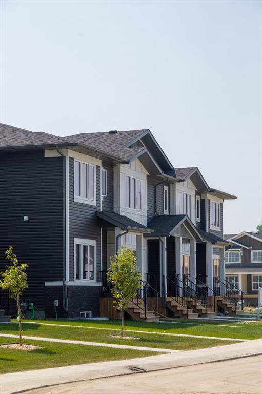 12 Greenwood Drive, Sylvan Lake, Alberta, T4S 2N8 (109876456)