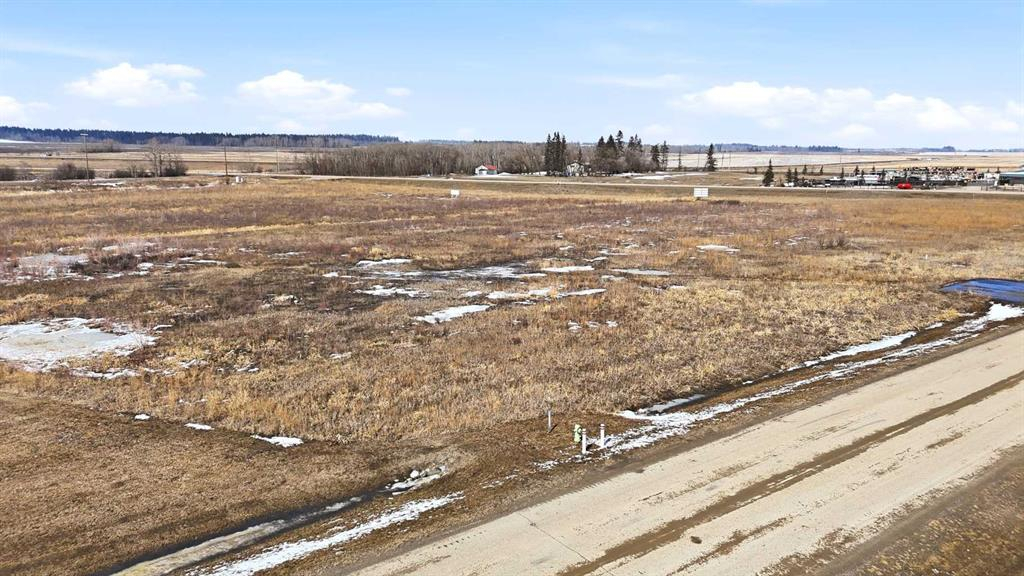 65-27211 Highway 12, Rural Lacombe County, Alberta, T4L 1N1 (109894172)