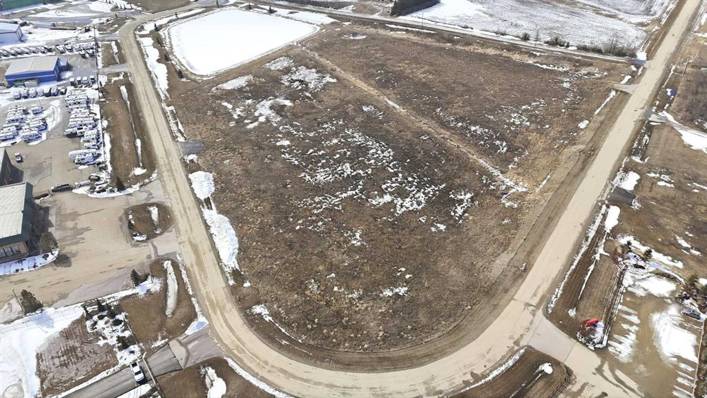 65-27211 Highway 12, Rural Lacombe County, Alberta, T4L 1N1 (109894172)