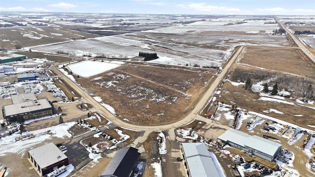 65-27211 Highway 12, Rural Lacombe County, Alberta, T4L 1N1 (109894172)