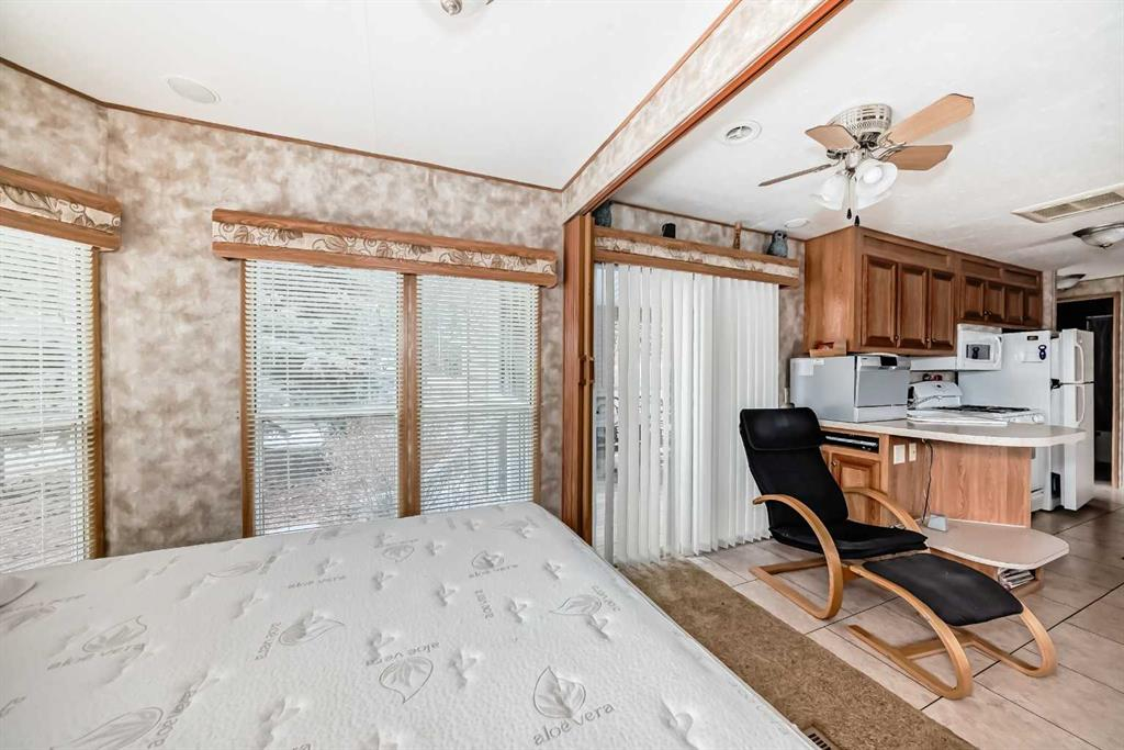 45 Points West Resort, Sylvan Lake, Alberta, T4S 1T3 (109935402)