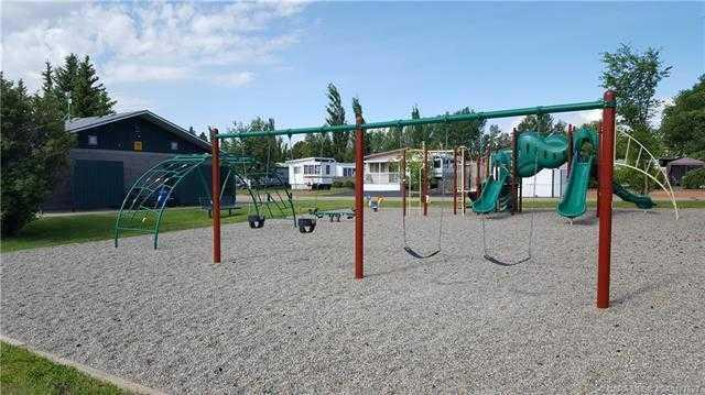 45 Points West Resort, Sylvan Lake, Alberta, T4S 1T3 (109935402)