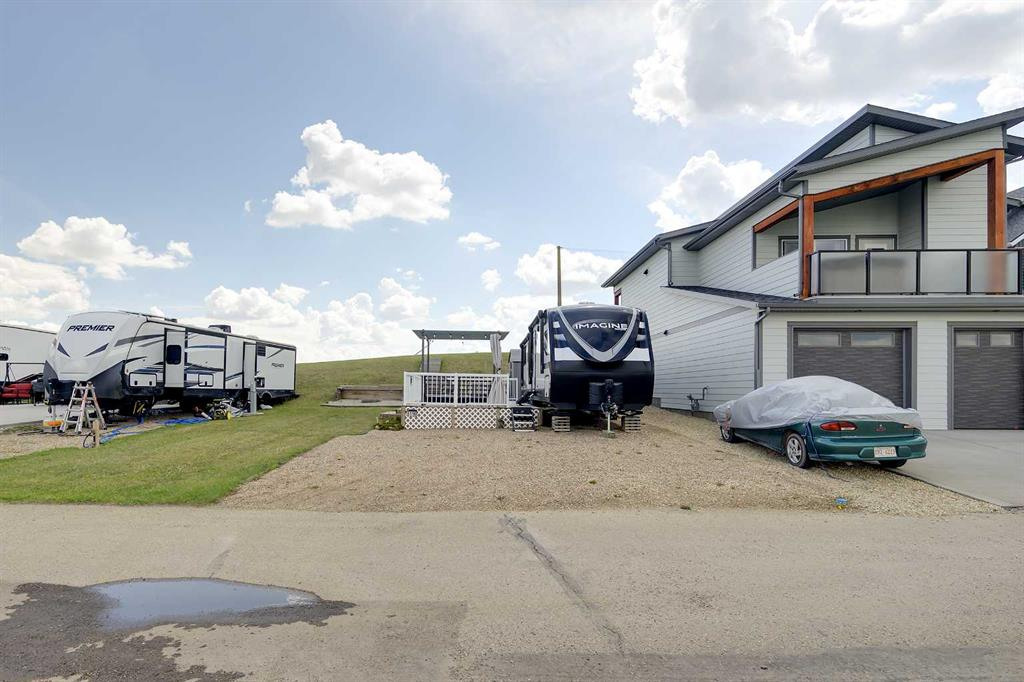 6116-25054 South Pine Lake Road, Rural Red Deer County, Alberta, T0M 1R0 (109951062)