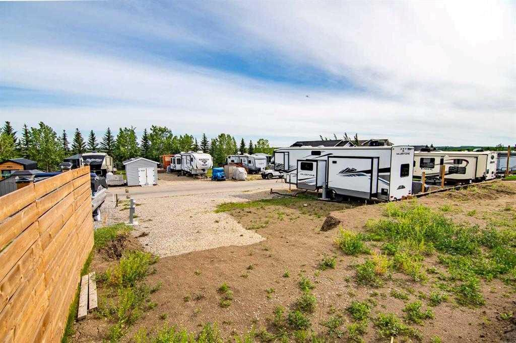 6141-25054 South Pine Lake Road, Rural Red Deer County, Alberta, T0M 1R0 (110055409)