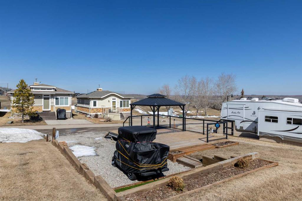 4070-25054 South Pine Lake Road, Rural Red Deer County, Alberta, T0M 1S0 (110287785)