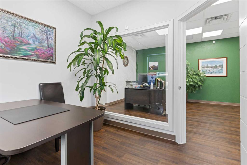 Office A-4941 49 Street, Camrose, Alberta, T4V 1N3 (110483548)