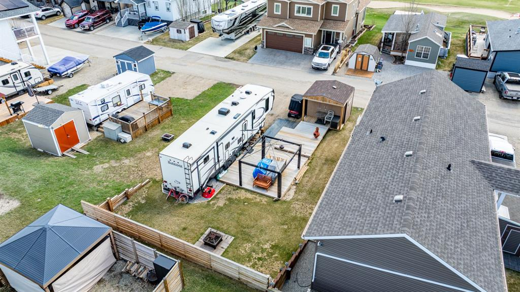 5045-25054 South Pine Lake Road, Rural Red Deer County, Alberta, T0M 1J0 (110695870)