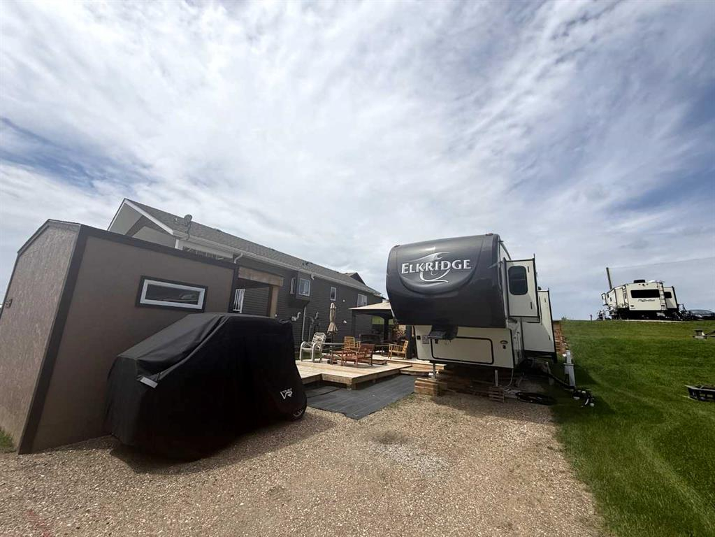 5045-25054 South Pine Lake Road, Rural Red Deer County, Alberta, T0M 1J0 (110695870)