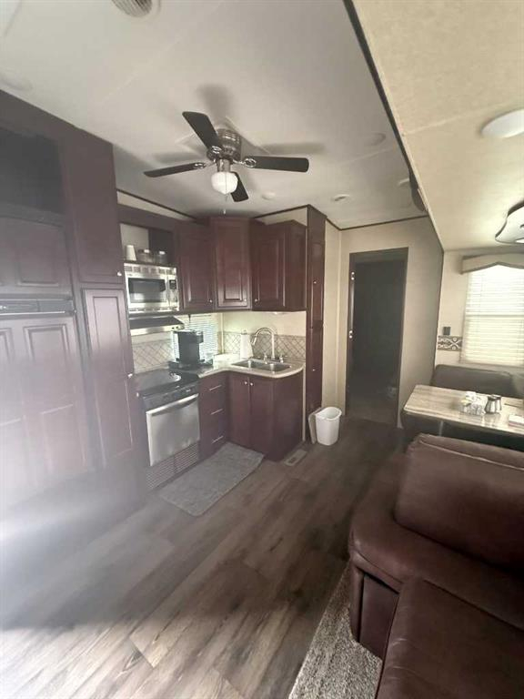 5045-25054 South Pine Lake Road, Rural Red Deer County, Alberta, T0M 1J0 (110695870)