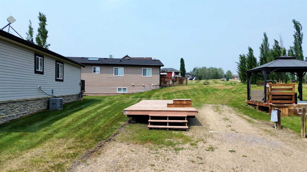 4017-25054 South Pine Lake Road, Rural Red Deer County, Alberta, T0M 1R0 (110714882)