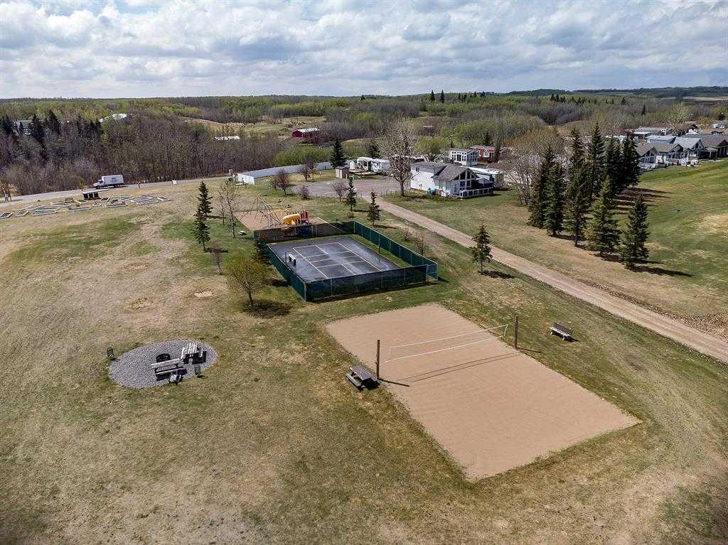 4017-25054 South Pine Lake Road, Rural Red Deer County, Alberta, T0M 1R0 (110714882)