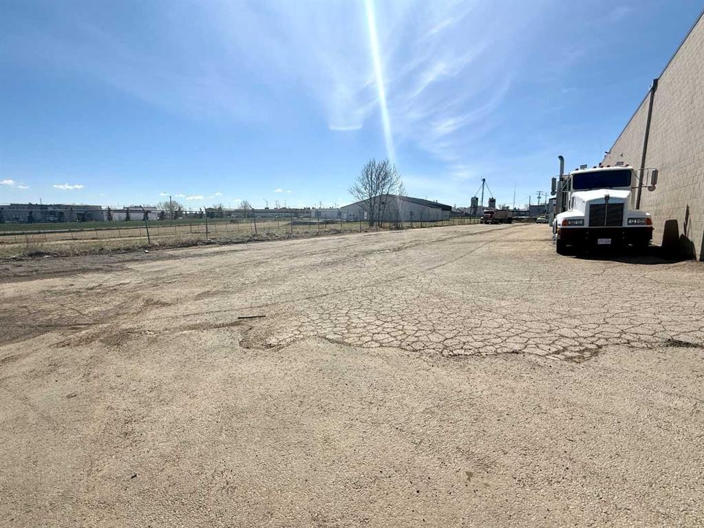 5D-5112 47 Avenue, Innisfail, Alberta, T4G 1P5 (110725122)