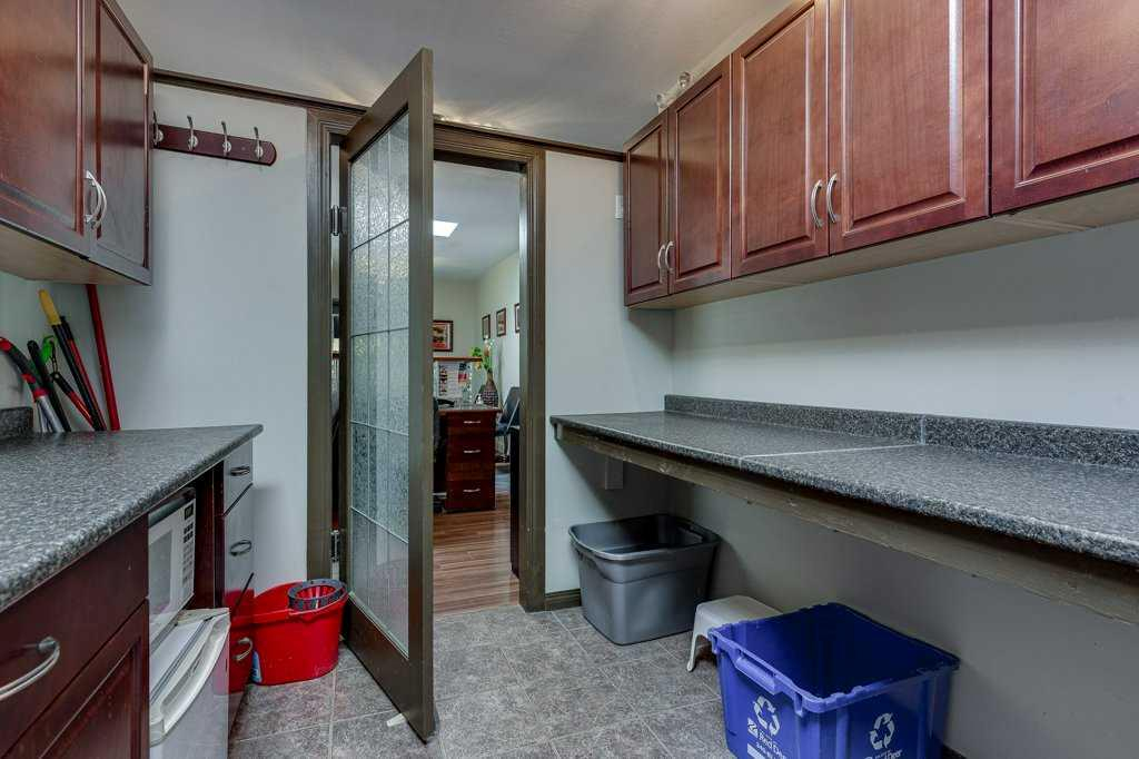 4606 48 Avenue, Red Deer, Alberta, T4N 3S9 (110836413)