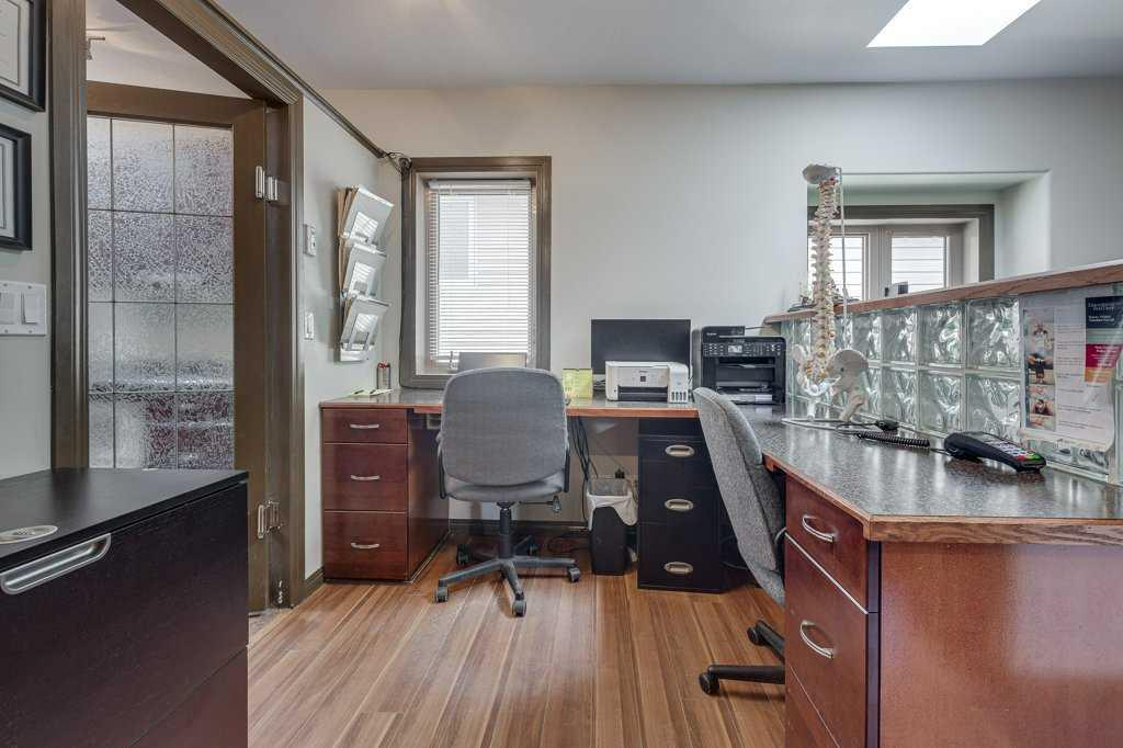 4606 48 Avenue, Red Deer, Alberta, T4N 3S9 (110836413)