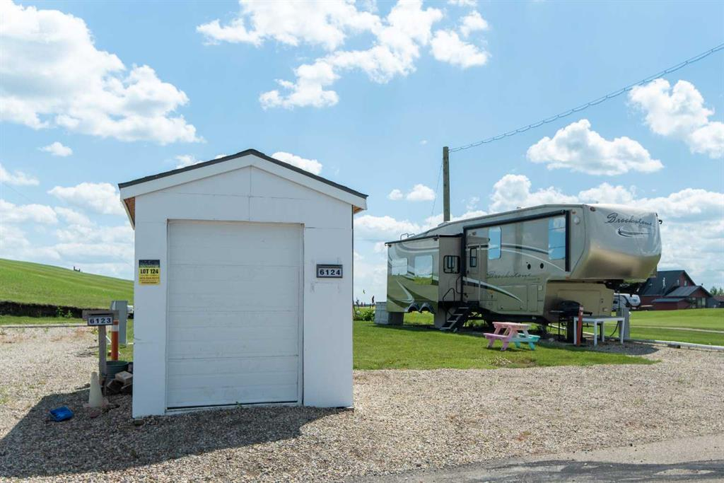 6124-25054 South Pine Lake Road, Rural Red Deer County, Alberta, T0M 1R0 (110858165)