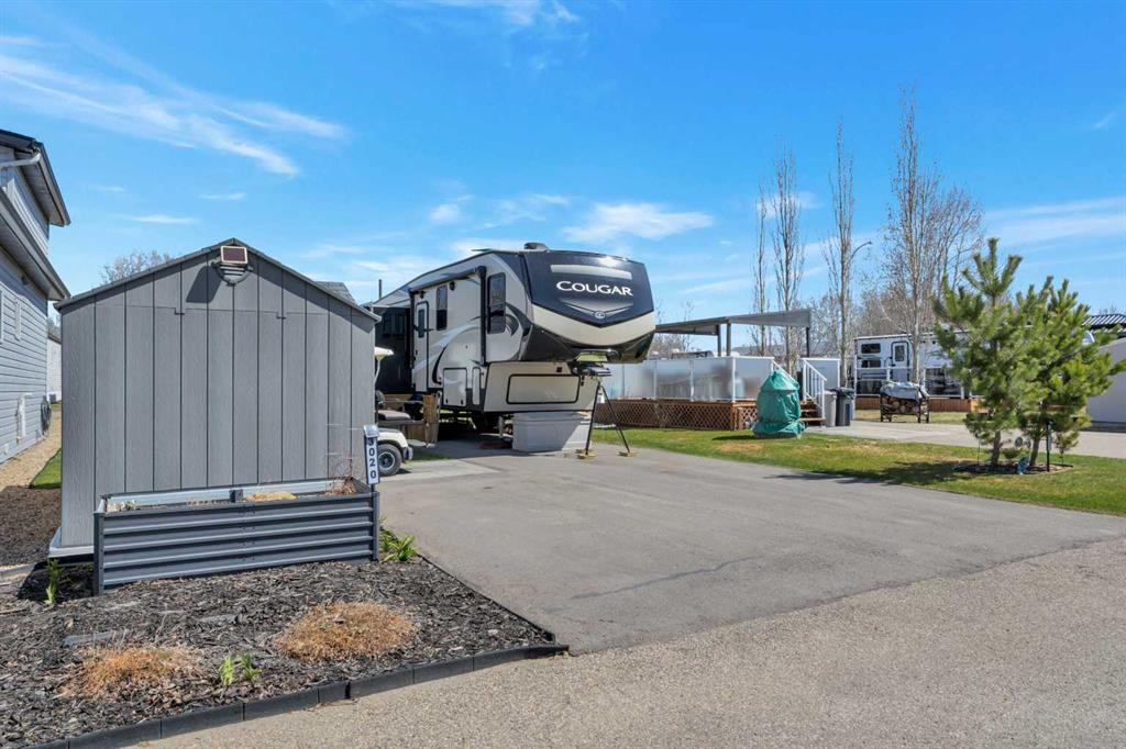 3020-25074 South Pine Lake Road, Rural Red Deer County, Alberta, T0M 1R0 (110989312)