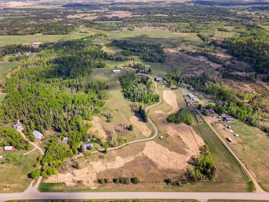 10-2168 587 Highway, Rural Red Deer County, Alberta, T0M 0K0 (111171844)