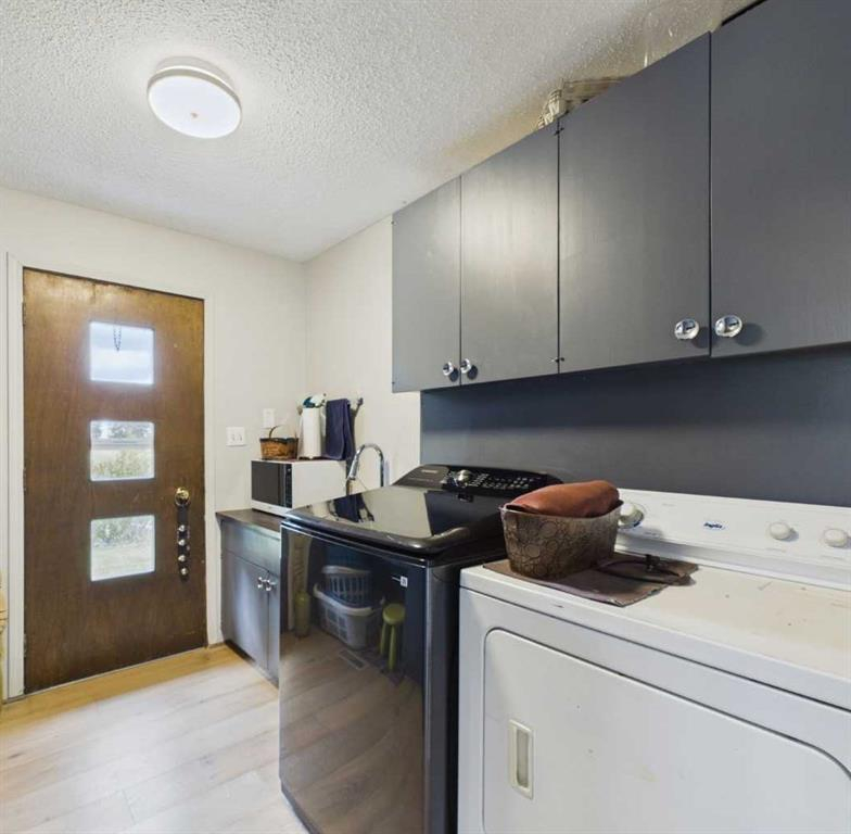10-2168 587 Highway, Rural Red Deer County, Alberta, T0M 0K0 (111171844)