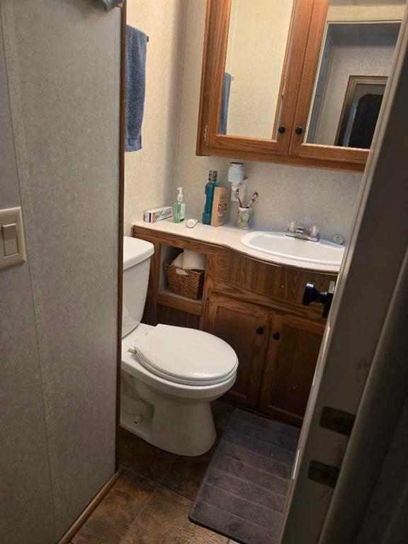 17 Points West Resort, Sylvan Lake, Alberta, T4S 1T3 (111313267)