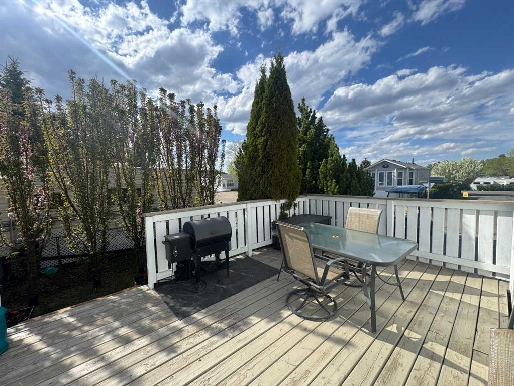 220-2540 Township Road 353, Rural Red Deer County, Alberta, T4G0K6 (111446496)