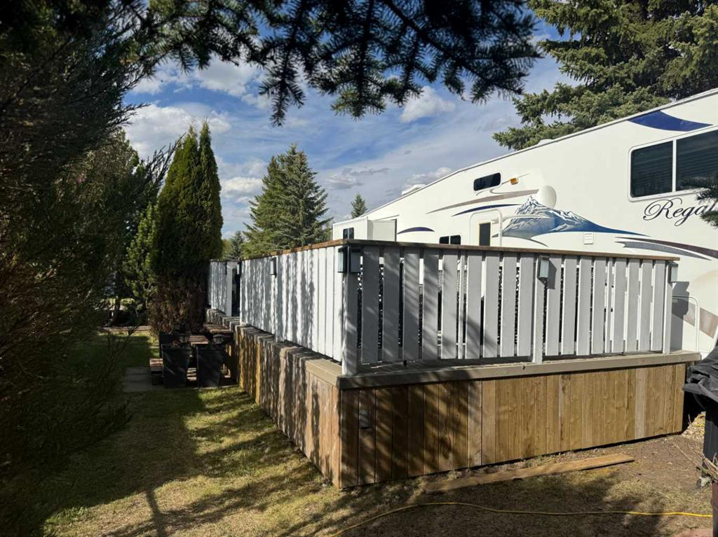 220-2540 Township Road 353, Rural Red Deer County, Alberta, T4G0K6 (111446496)