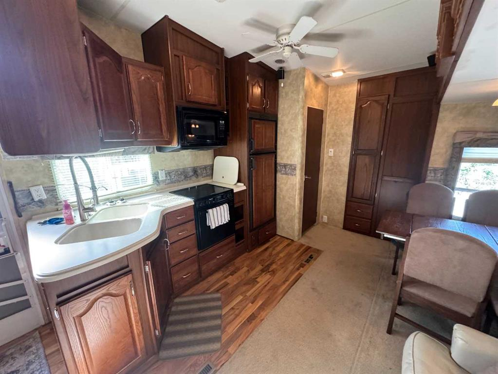 220-2540 Township Road 353, Rural Red Deer County, Alberta, T4G0K6 (111446496)