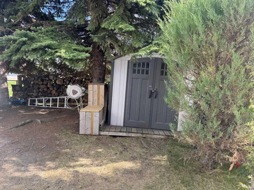 220-2540 Township Road 353, Rural Red Deer County, Alberta, T4G0K6 (111446496)