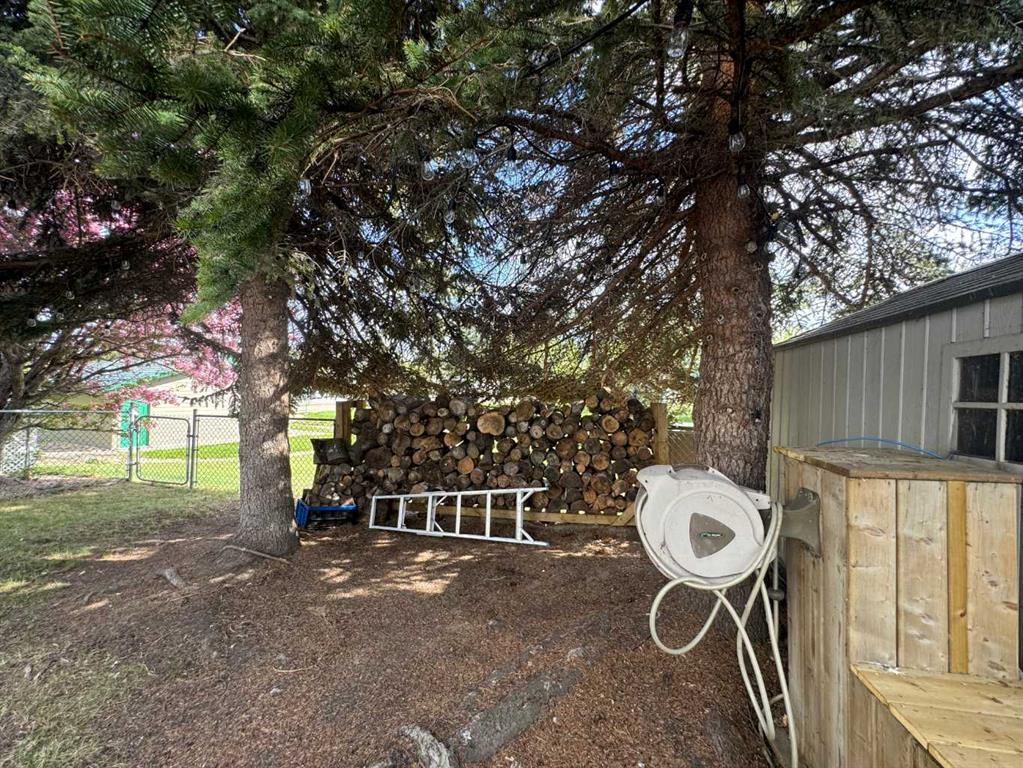 220-2540 Township Road 353, Rural Red Deer County, Alberta, T4G0K6 (111446496)