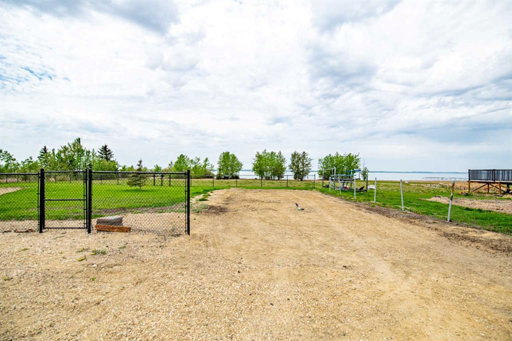 141-41310 Range Road 282, Rural Lacombe County, Alberta, T4L 2N3 (111464465)